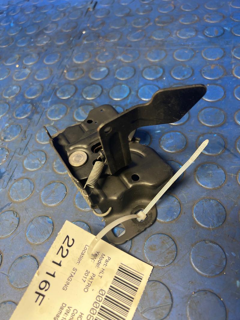 2007 - 2017 Jeep Patriot Hood Latch Assembly w/o Remote Start OEM 4589801AA