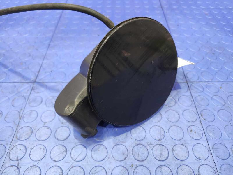 2012 Volvo XC60 Fuel Tank Door