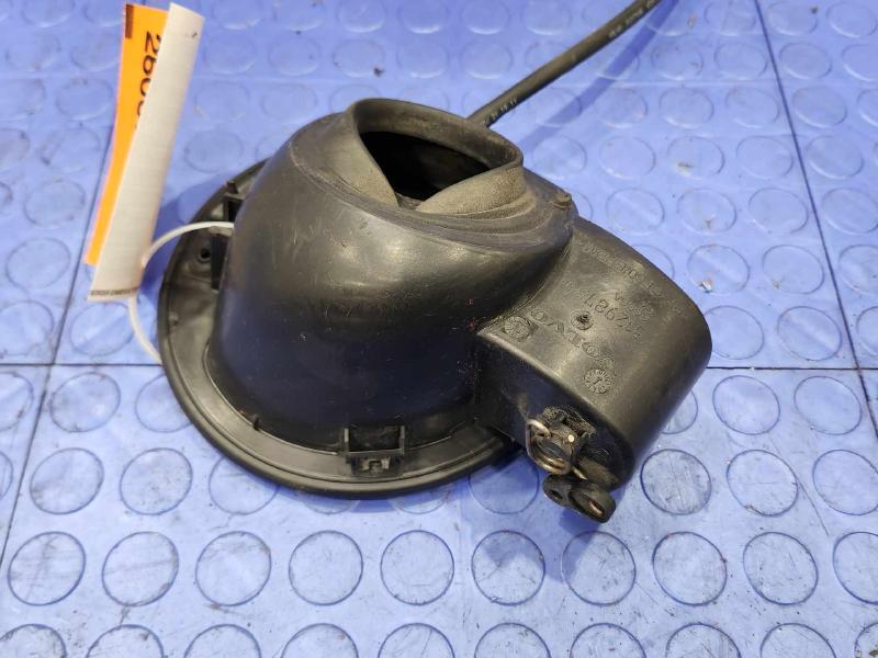 2012 Volvo XC60 Fuel Tank Door