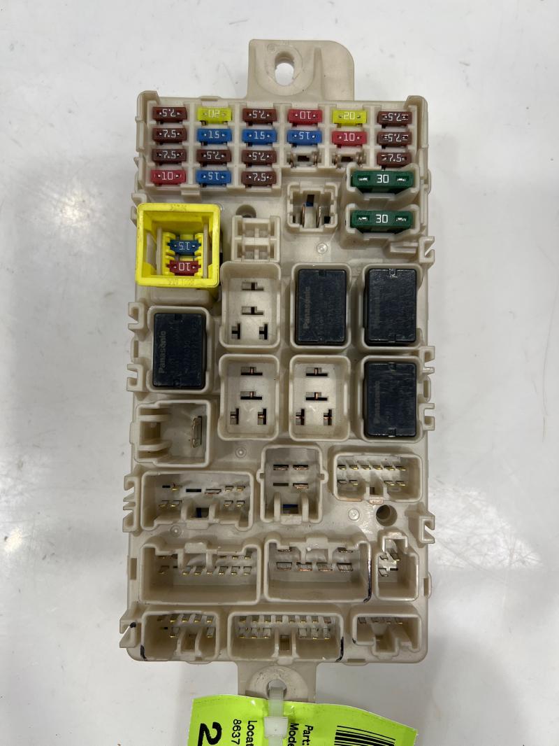 2015 - 2019 Mitsubishi Mirage Anti Theft Module Junction Block OEM 8637B982