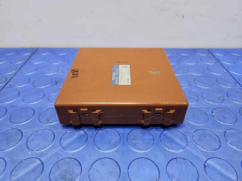 2007-2009 Lexus RX400H Temperature Control Module Genuine OEM 8865048141
