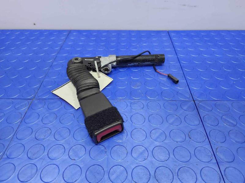 2016 BMW 528I Front Seat Belt