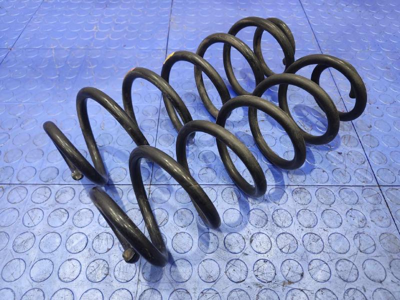 2016 Toyota Prius Coil/Air Spring