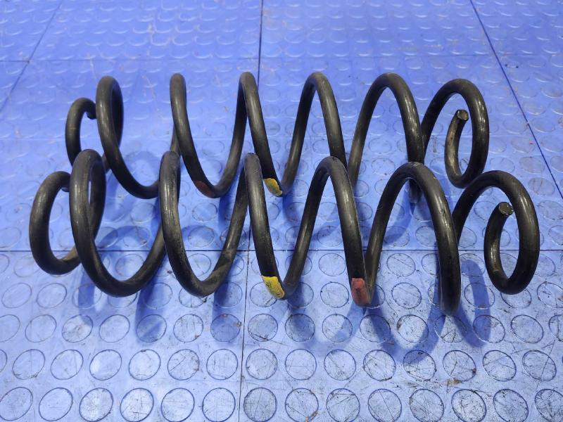 2016 Toyota Prius Coil/Air Spring
