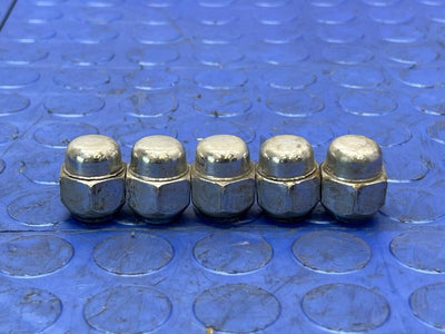 2020 Nissan Altima Lug Nuts