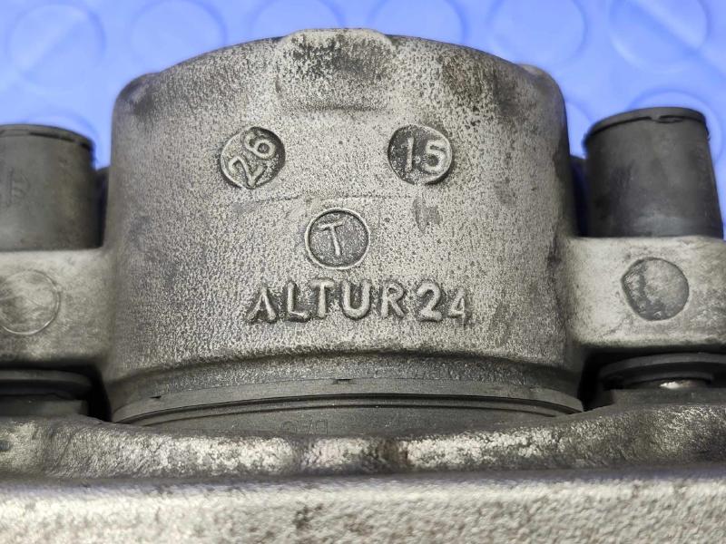 2016 BMW 528I Caliper