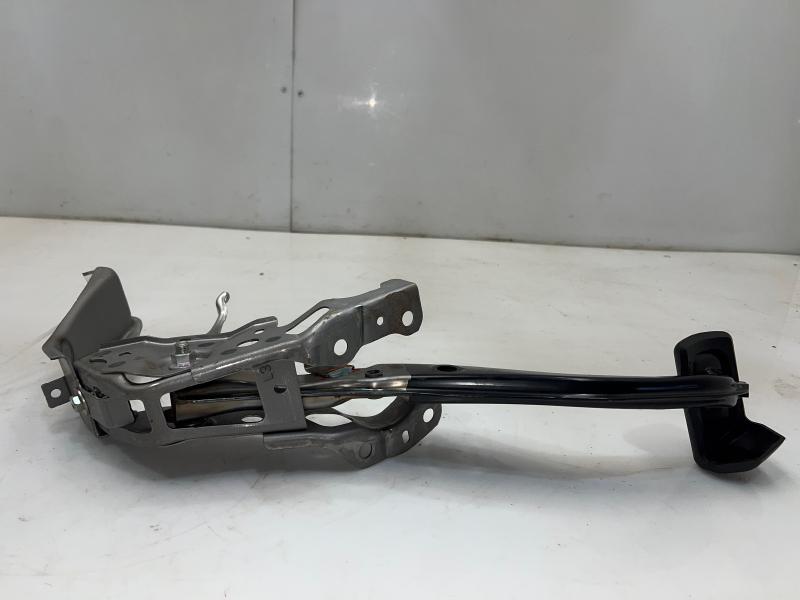 2019 Toyota Corolla Brake Pedal
