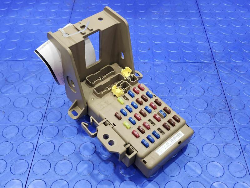 2013-2015 Subaru XV Crosstrek Cabin Fuse Box Junction Block OEM 82201FJ110