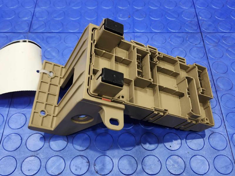 2013-2015 Subaru XV Crosstrek Cabin Fuse Box Junction Block OEM 82201FJ110