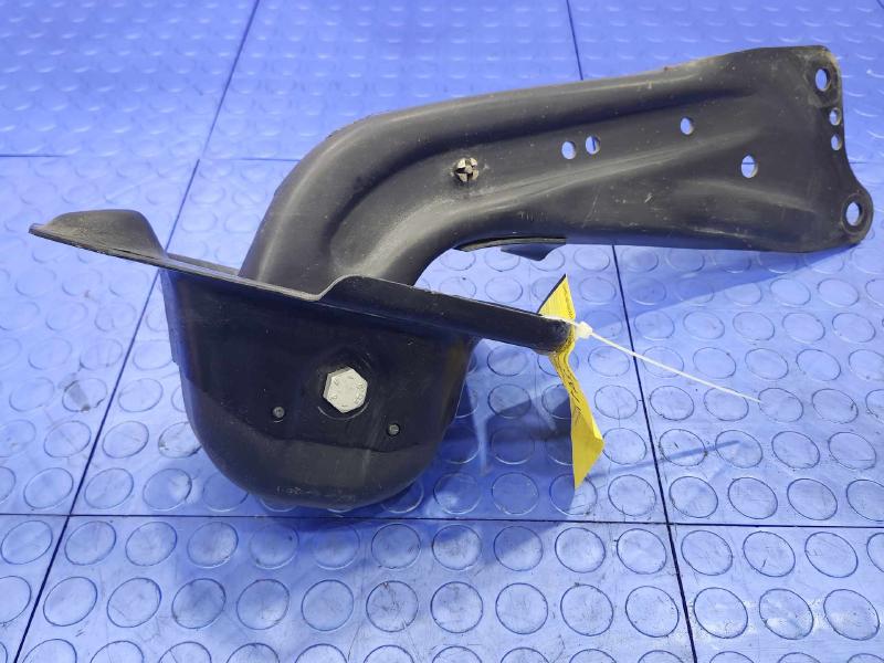 2015 Volkswagen Golf Lower Control Arm Rr