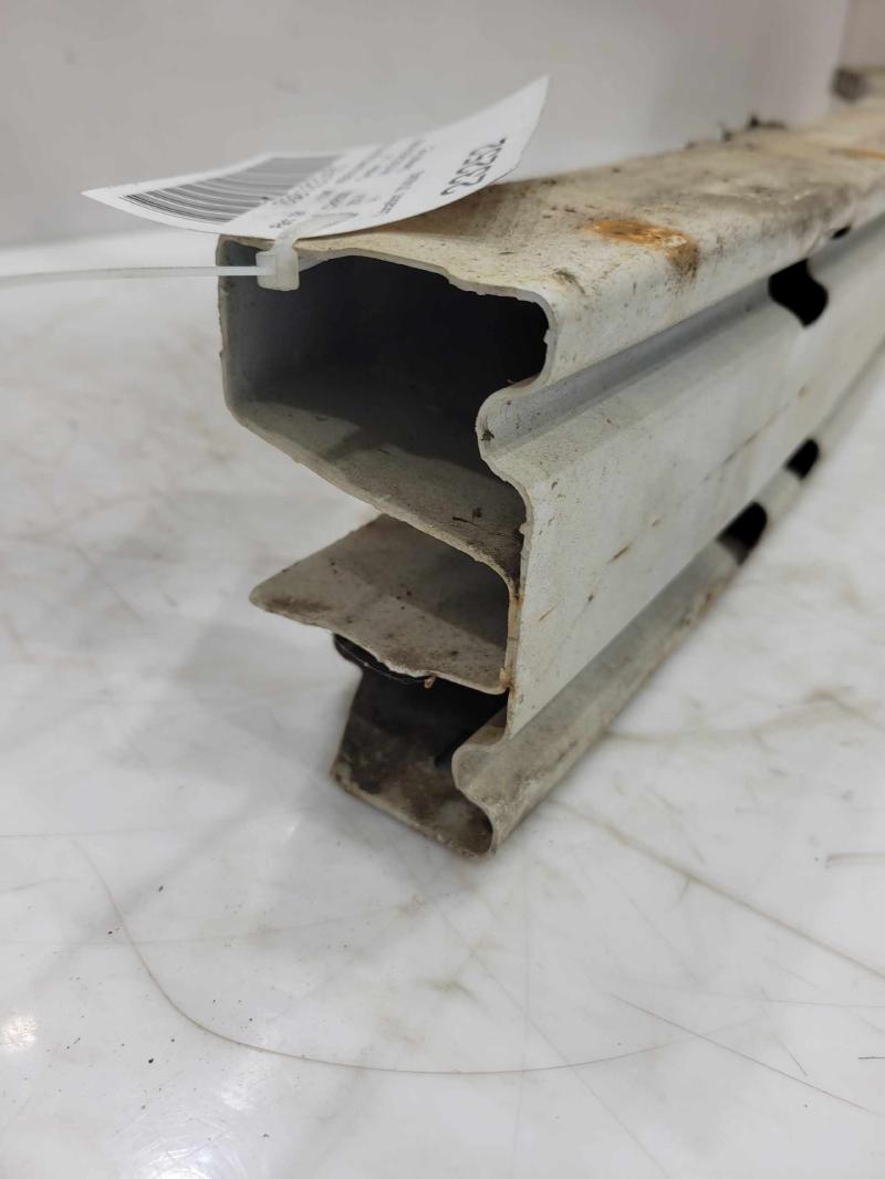 2014 Chrysler 300 Rear Bumper Reinforcement