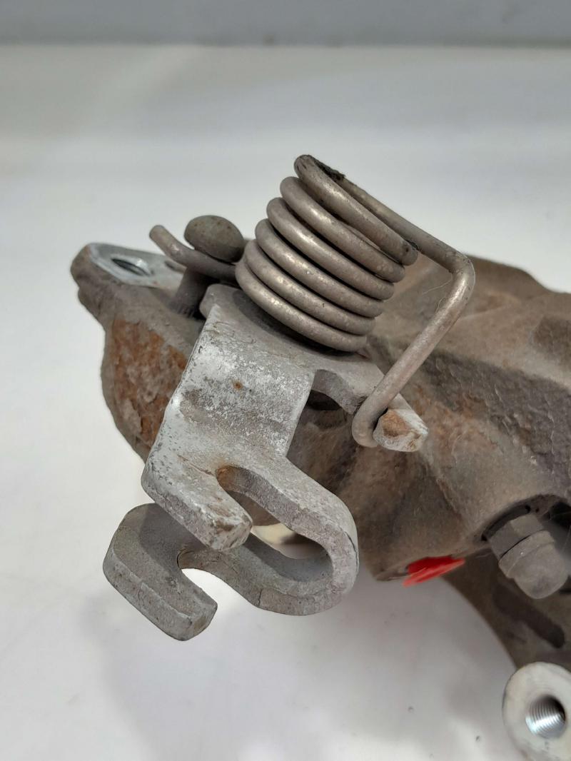 2010 Ford Fusion Caliper