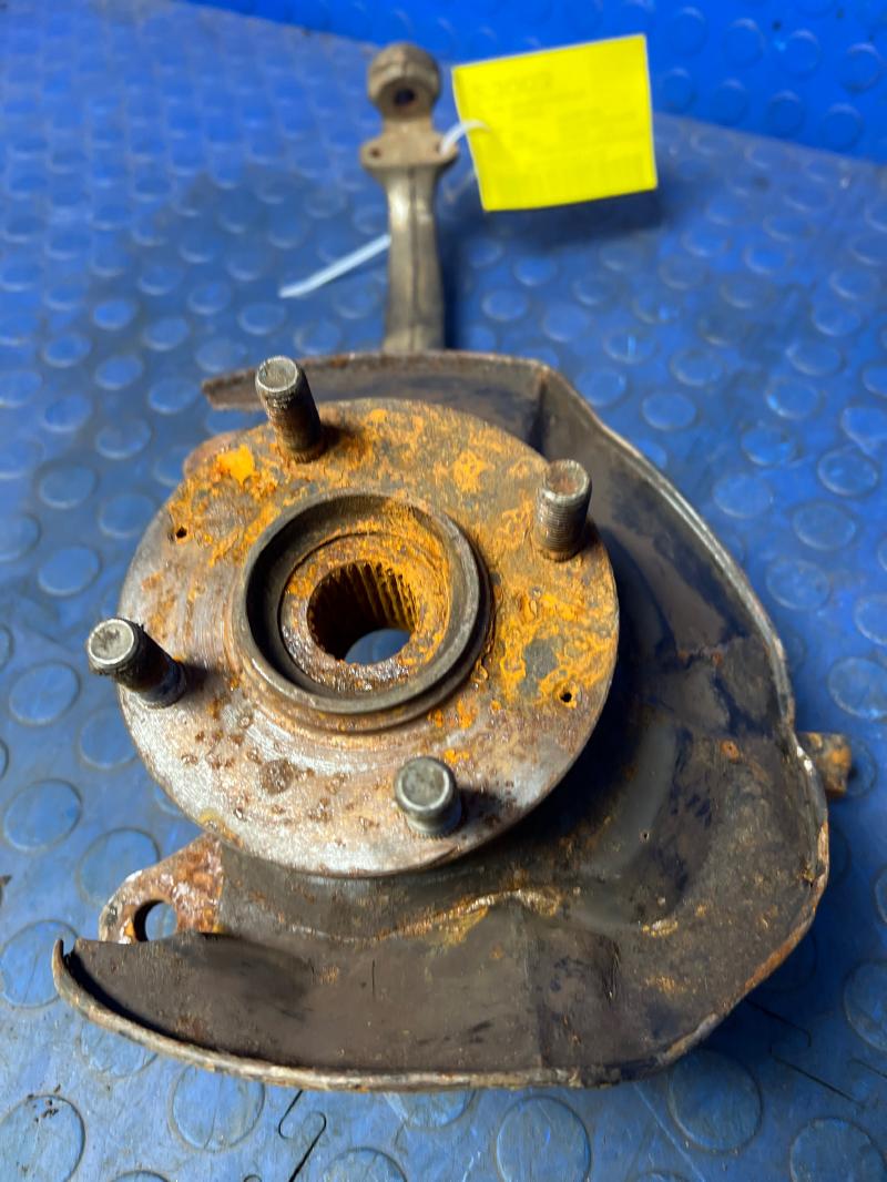 1986 1987 Honda Accord Front Spindle Knuckle with Hub LH Driver Side OEM 51215SE0903