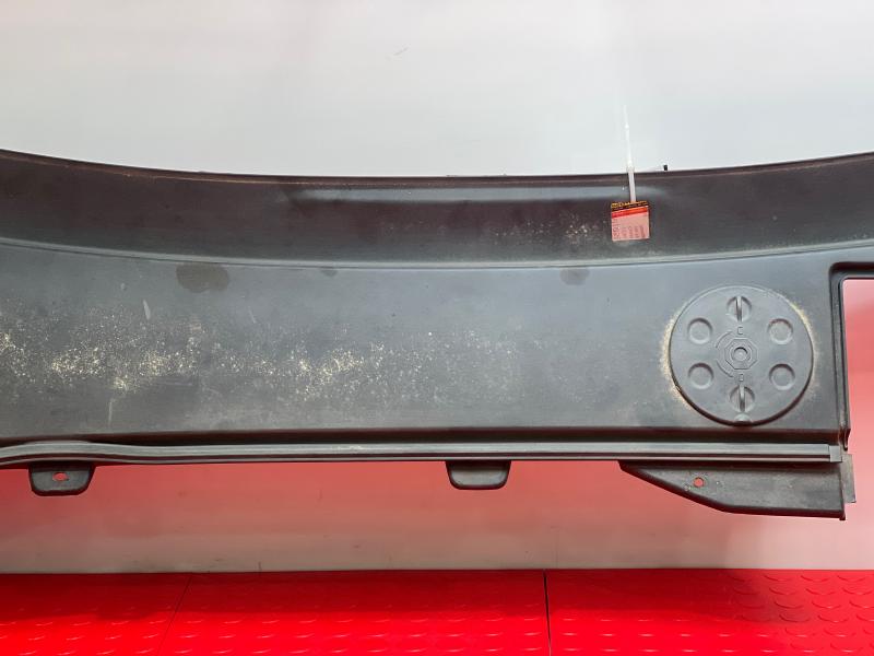 2011-2018 Volvo S60 Cowl Grille Cover Panel Air Inlet Genuine OEM 31402672