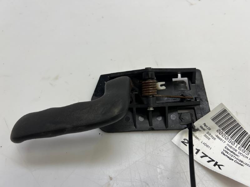 2002 GMC Sierra 2500 Inside Door Handle