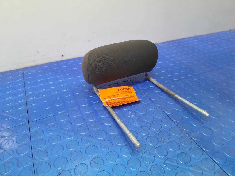 2005 Ford Explorer Headrest