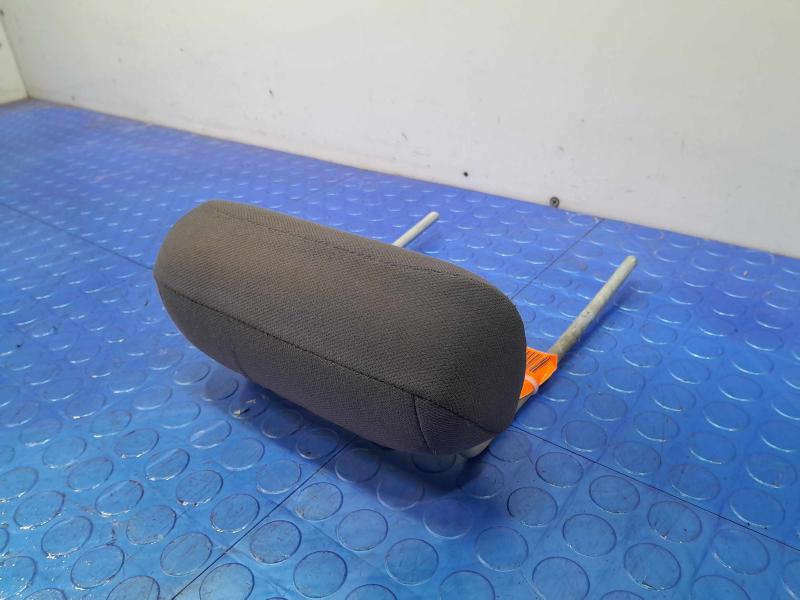 2005 Ford Explorer Headrest