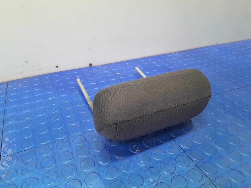 2005 Ford Explorer Headrest