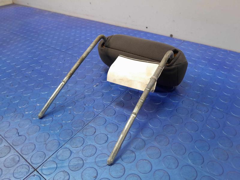 2005 Ford Explorer Headrest
