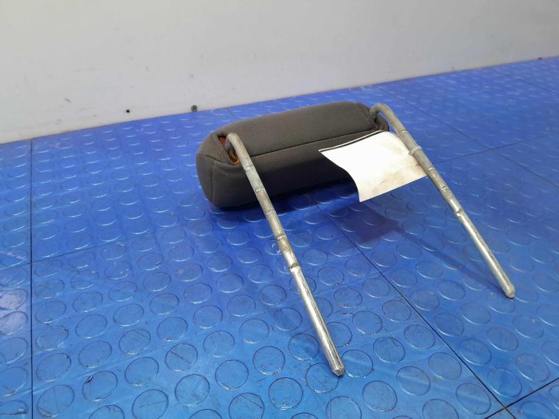 2005 Ford Explorer Headrest