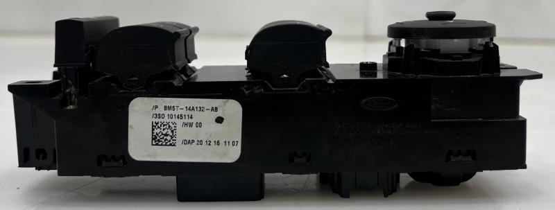 2017 Ford Focus Door Switch Front