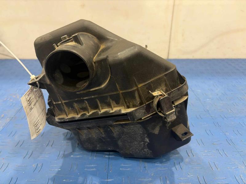 2007 Toyota RAV4 Air Cleaner