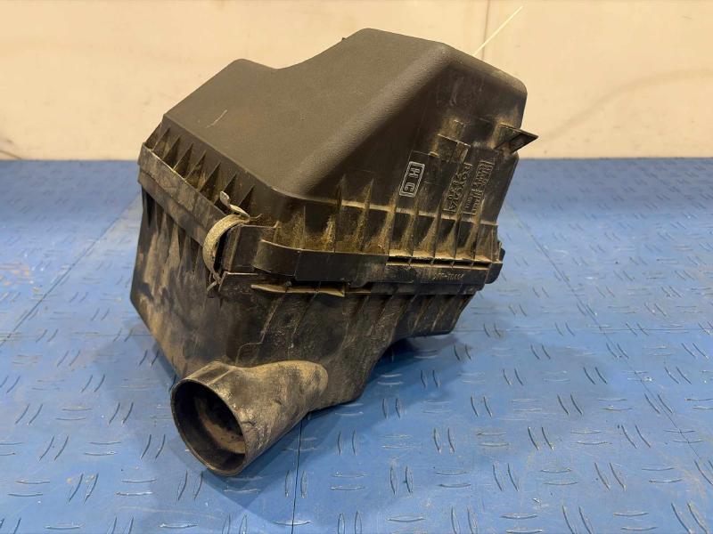 2007 Toyota RAV4 Air Cleaner