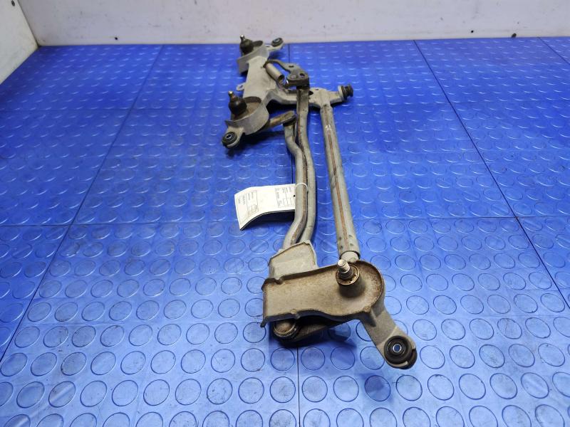 2013 Toyota Prius Wiper Trans. Linkage