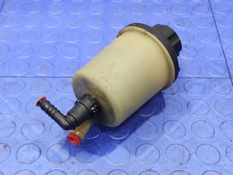2011-2017 Volvo XC60 Remote Power Steering Oil Reservoir OEM 31302576