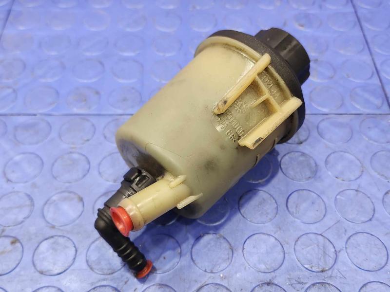 2011-2017 Volvo XC60 Remote Power Steering Oil Reservoir OEM 31302576