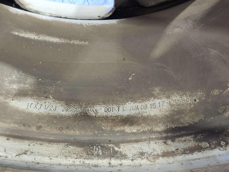 2017 Chevrolet Silverado 2500 Wheel