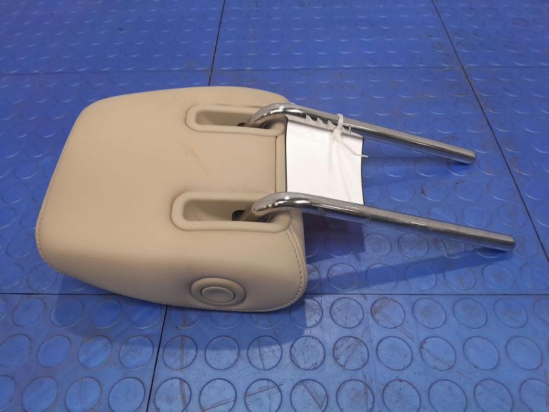 2017 GMC Acadia Headrest