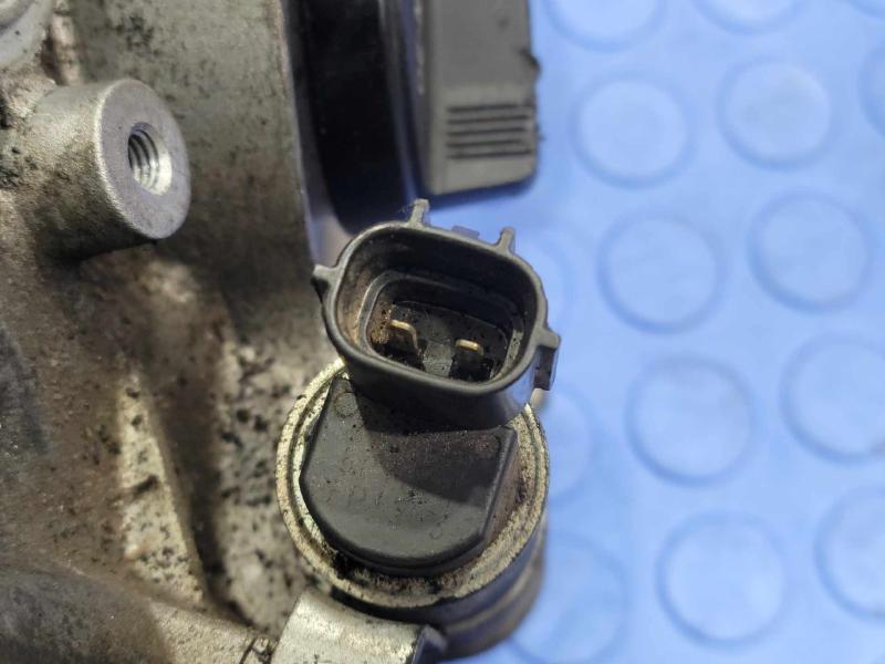 2010 Toyota Prius Valve Cover