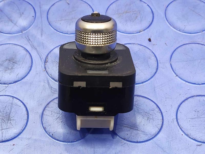 2015 Audi A6 Door Switch Front