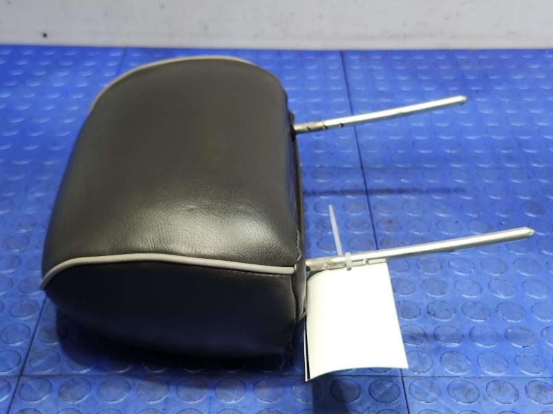 2007 Hummer H3 Headrest