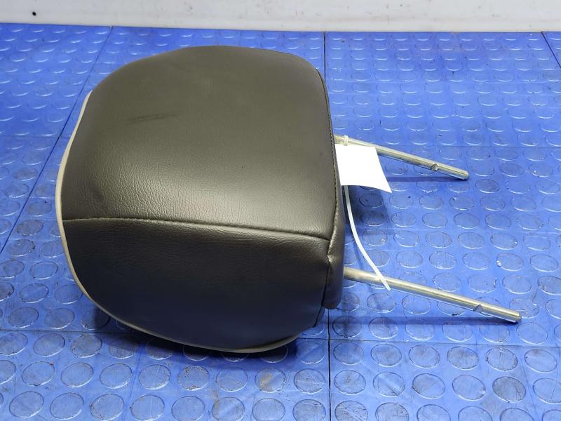 2007 Hummer H3 Headrest