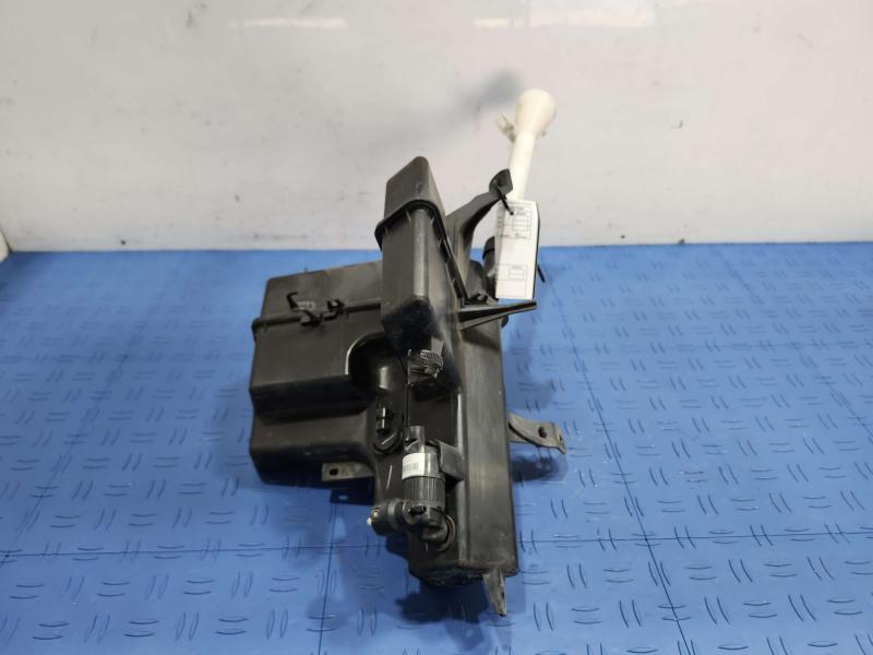 2014 Infiniti QX60 Washer Bottle