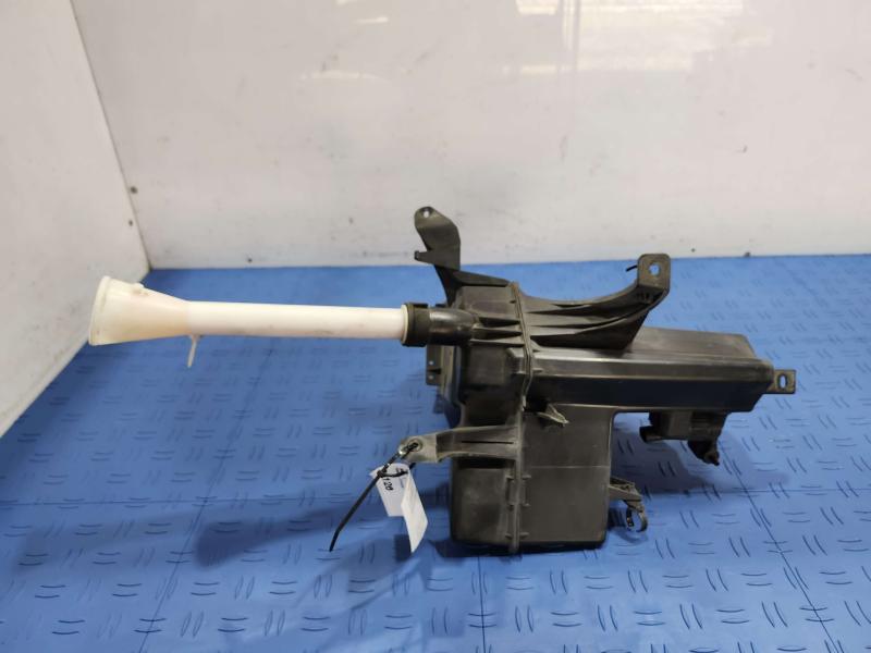 2014 Infiniti QX60 Washer Bottle