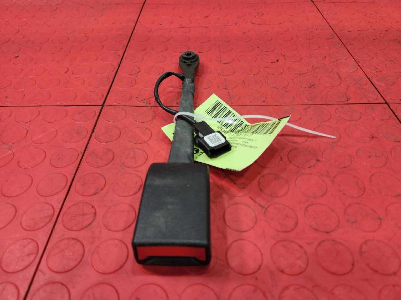 2015 Buick Regal Front Seat Belt