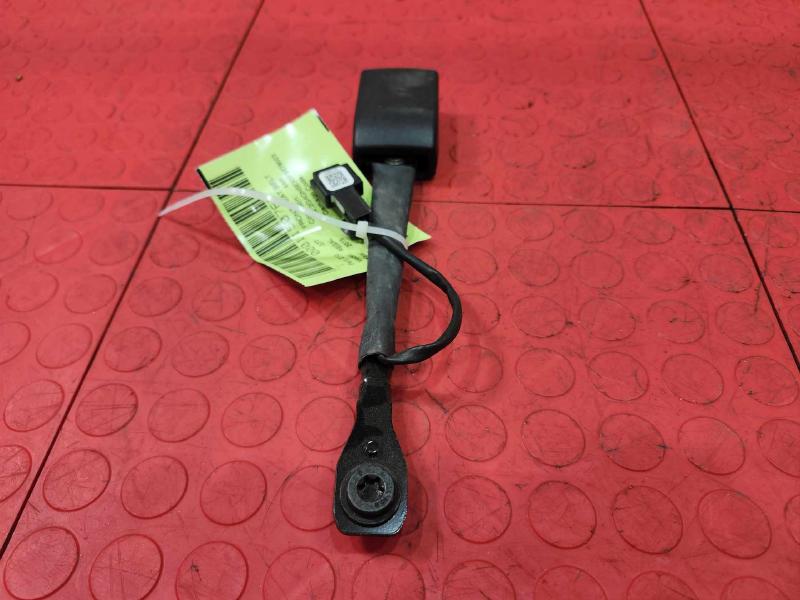 2015 Buick Regal Front Seat Belt