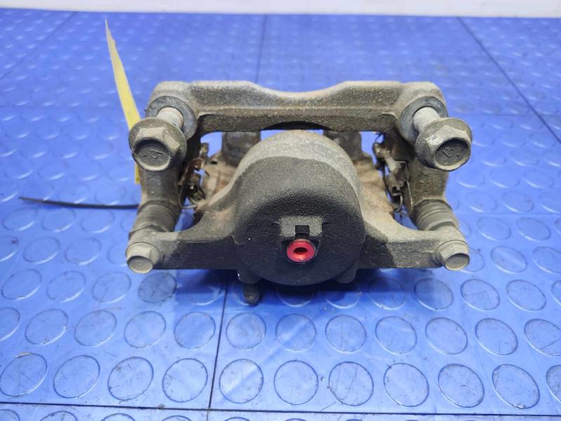 2016 Nissan Rogue Caliper