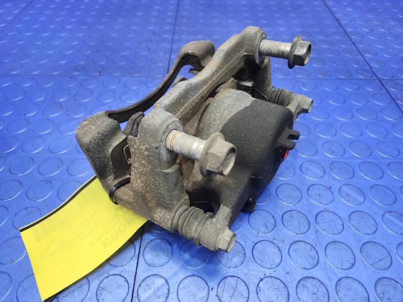 2016 Nissan Rogue Caliper
