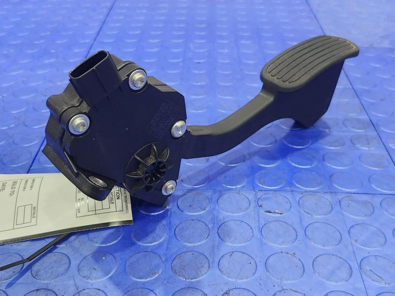 2017 Toyota Prius Pedal Assembly