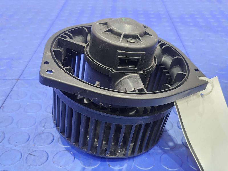 2013 Nissan Pathfinder Blower Motor