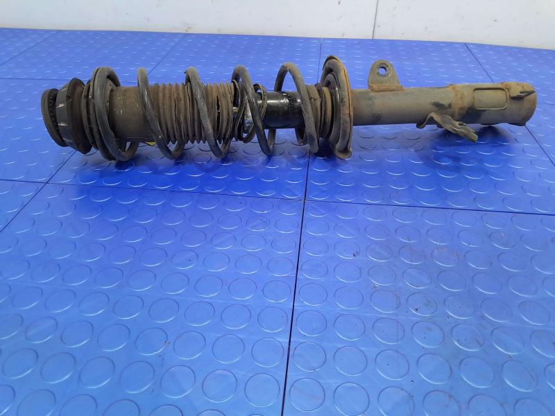2014-2019 Nissan Versa Front Strut Assembly RH Passenger Side OEM E43029KF0B