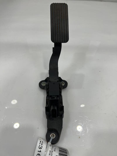 2016 - 2020 Hyundai Elantra Sedan Accelerator Pedal Assembly OEM 32700-F2100