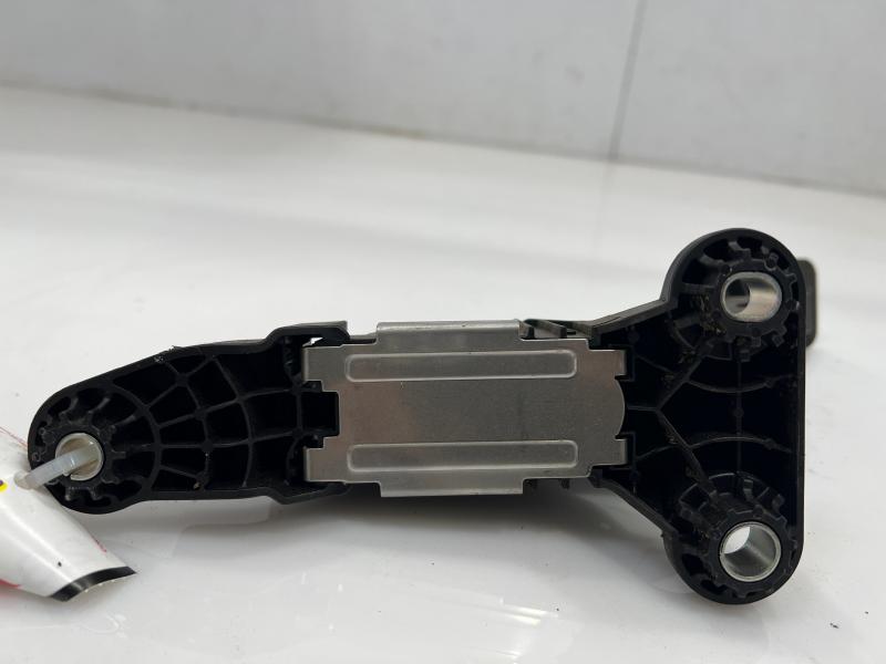 2016 - 2020 Hyundai Elantra Sedan Accelerator Pedal Assembly OEM 32700-F2100