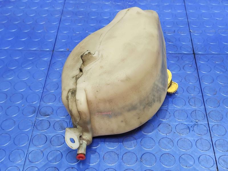 2014 Dodge Journey Coolant Recovery Bottle