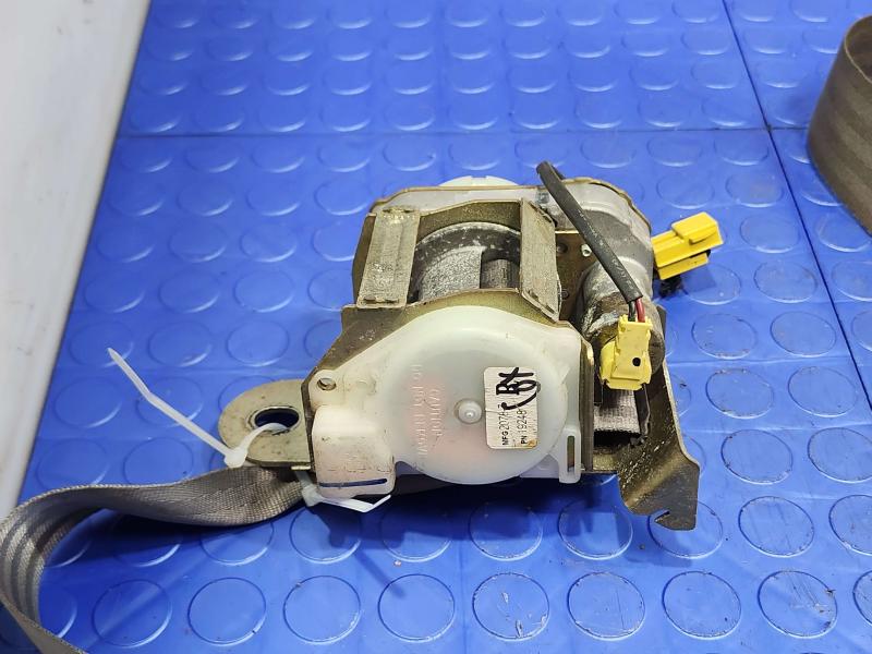 2002 Dodge Ram 1500 Front Seat Belt