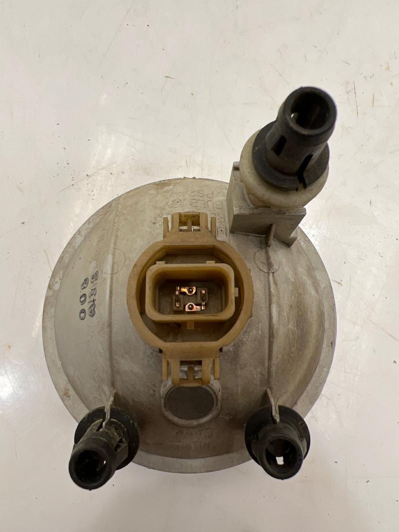2008 - 2010 Ford Escape Fog Light Assembly Left or Right Side OEM 7R3Z15200A,LH